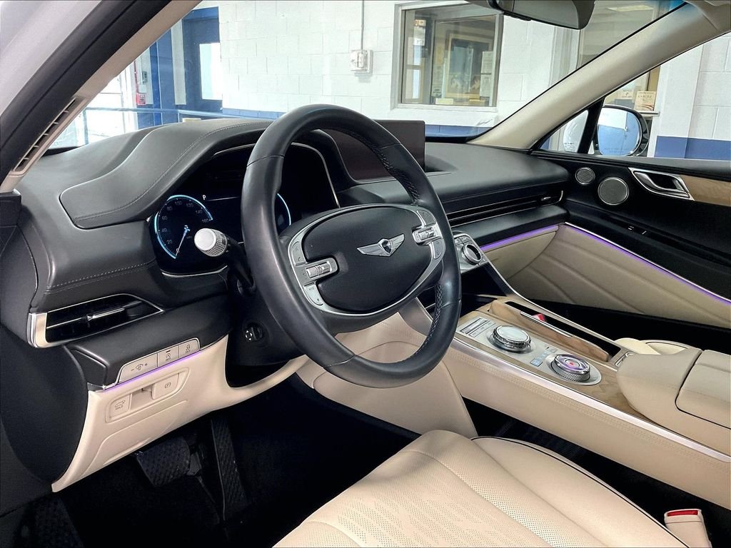 Used 2023 White Genesis 2.5T image 8