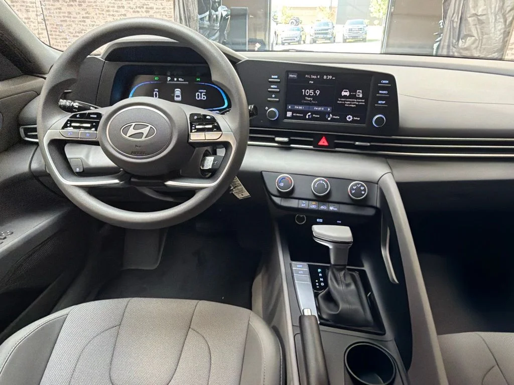 New 2026 Ecotronic Gray Hyundai SE image 14