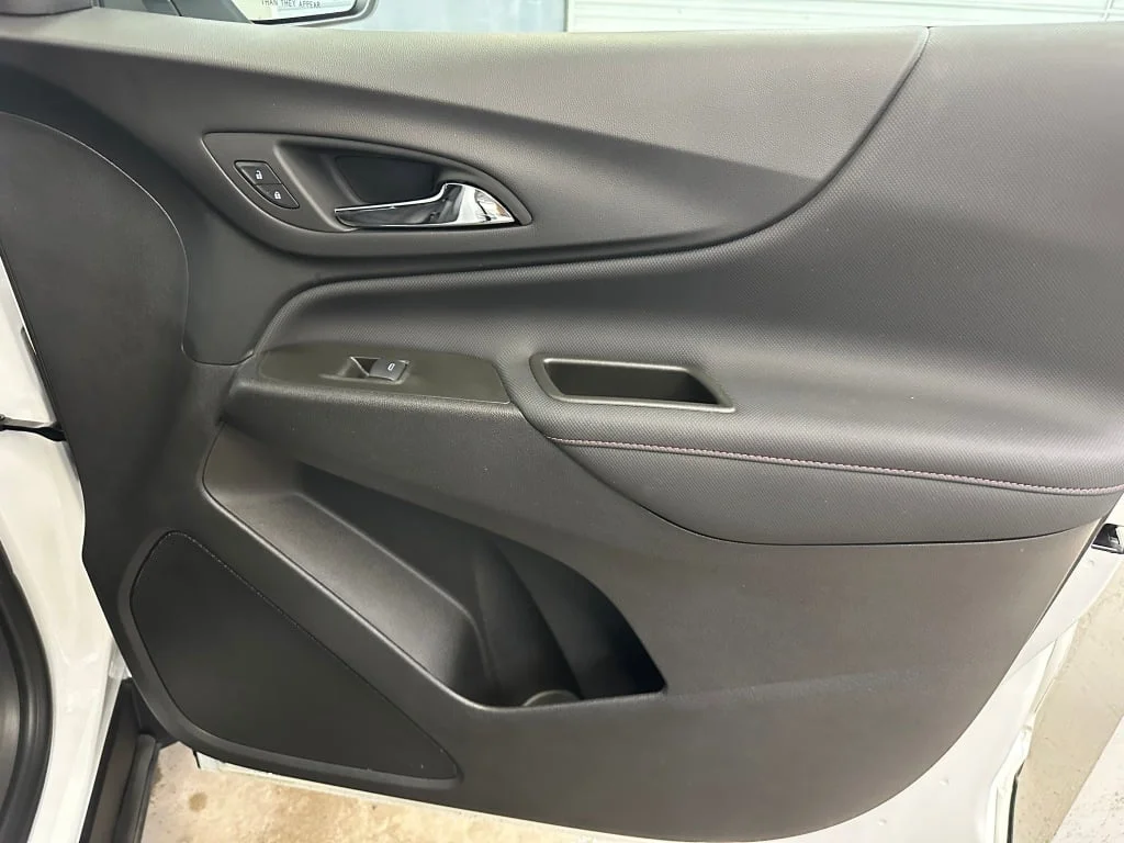 2023 Chevrolet Equinox RS - Photo 31