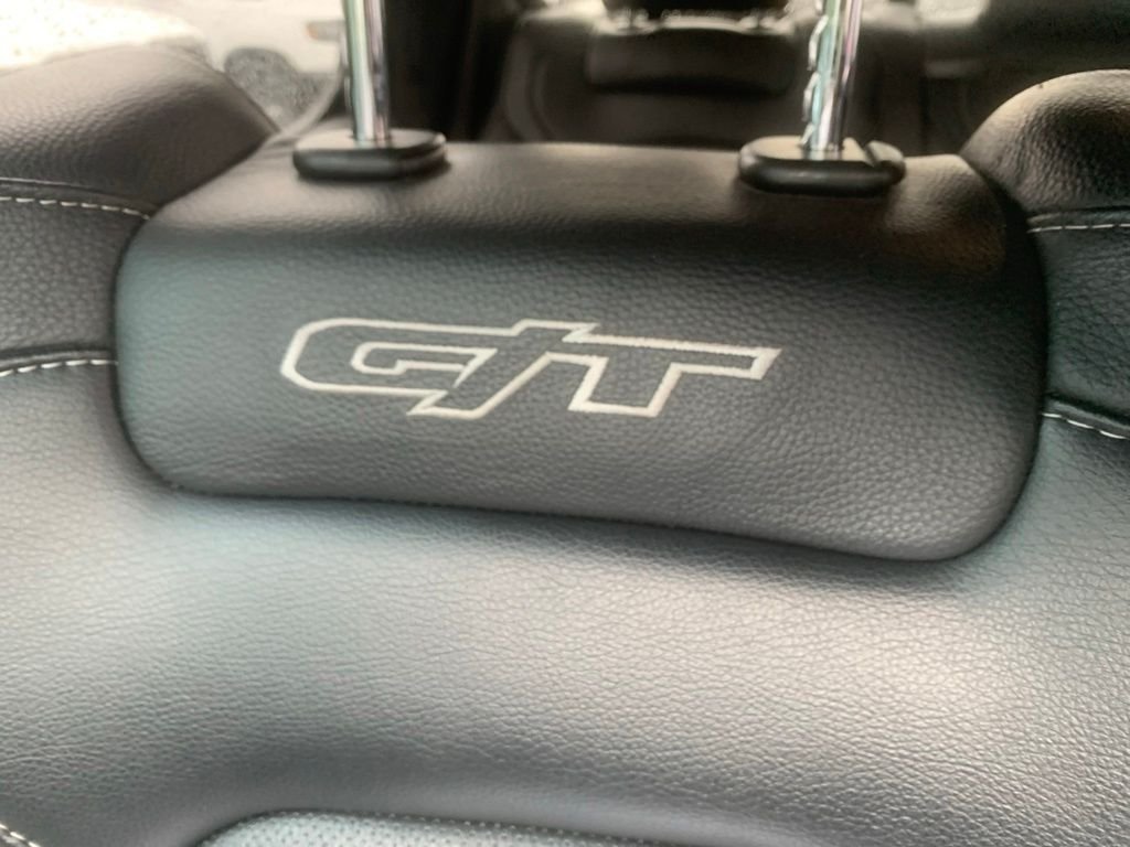 Used 2022 Granite Crystal Metallic Clearcoat Ram Laramie image 26