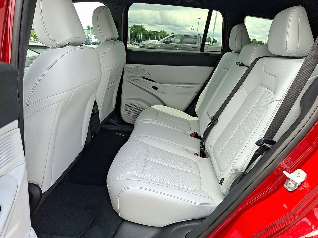 New 2026 Red Hot Pearlcoat Jeep Limited image 6