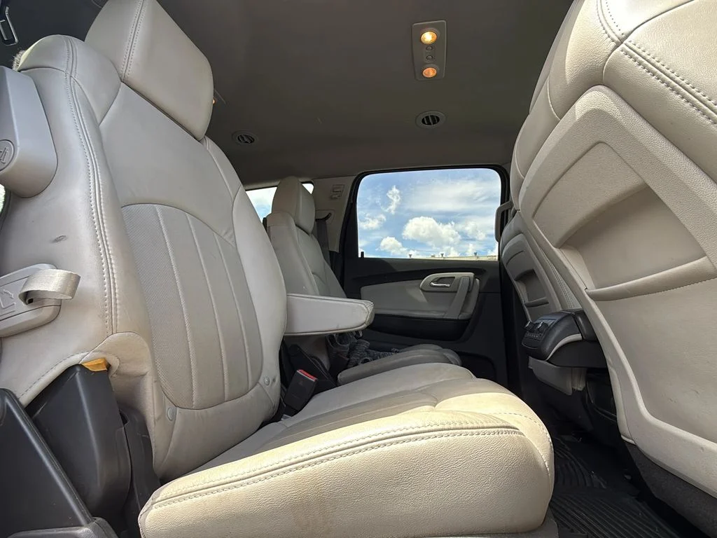 2011 Chevrolet Traverse LTZ - Photo 24
