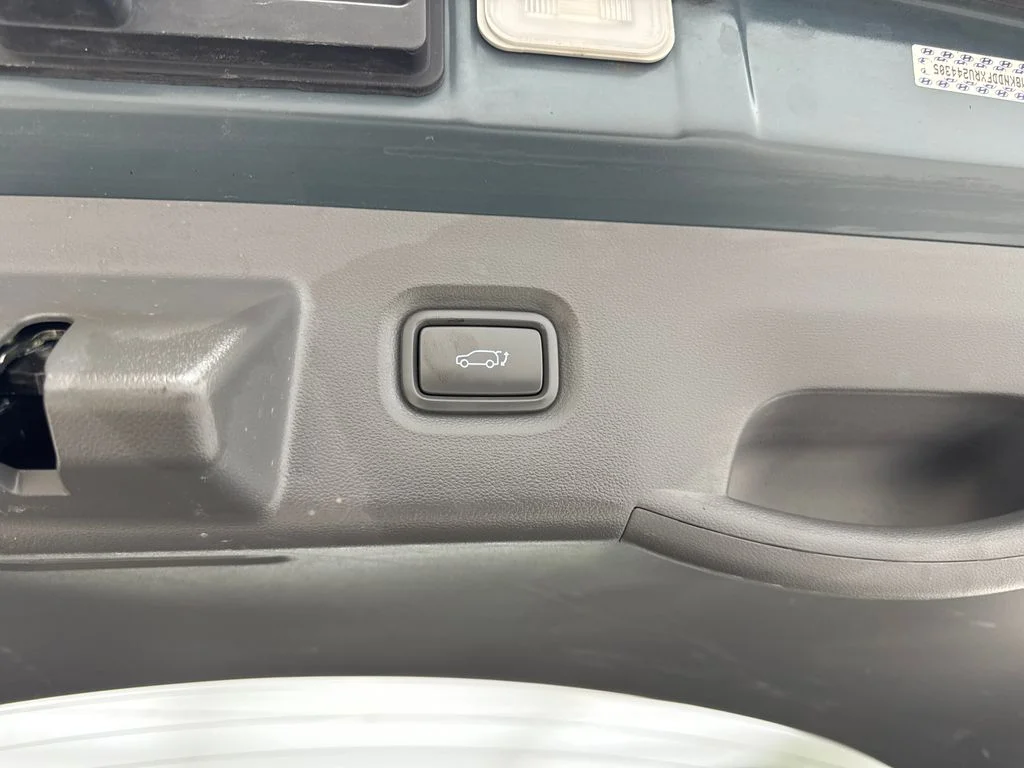 Used 2024 Green Hyundai SEL image 83