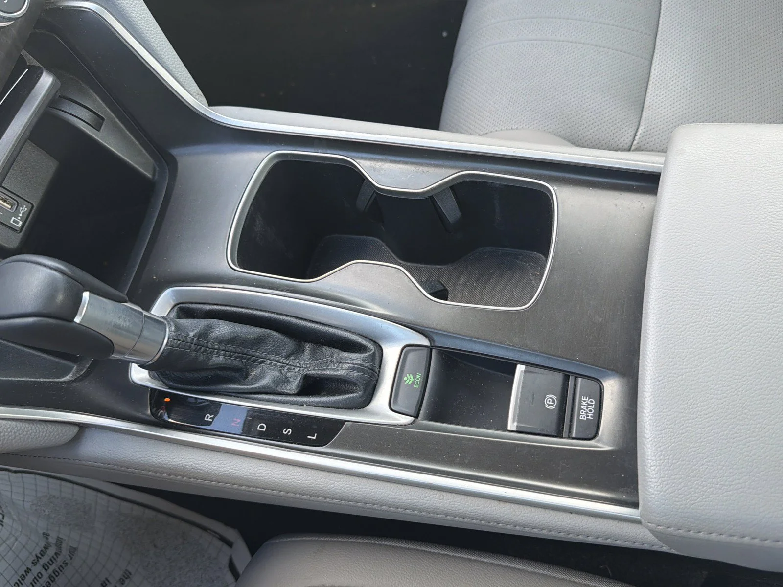 Used 2018  Honda EX-L image 33