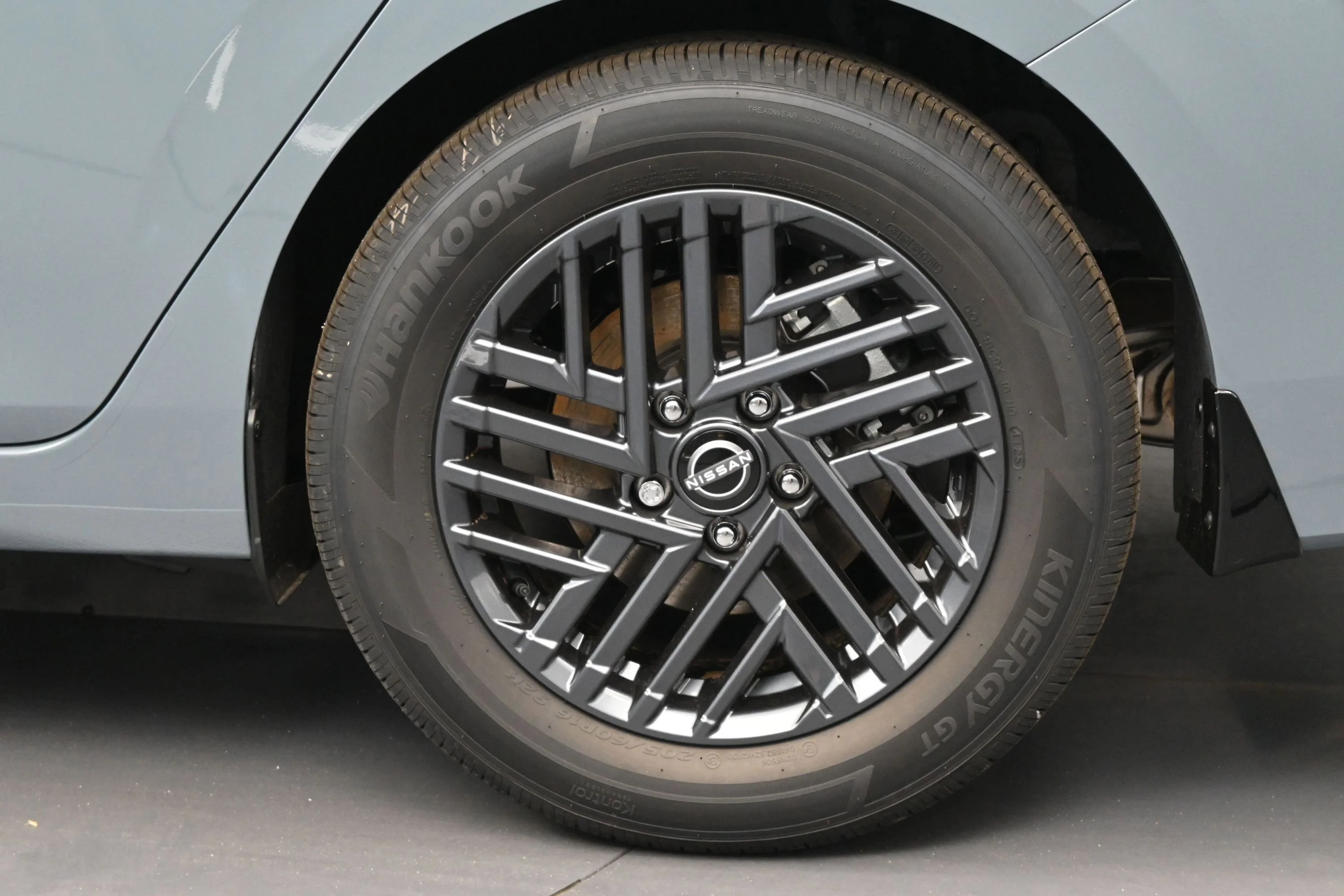 New 2026 Atlantic Gray Metallic Nissan SV image 18