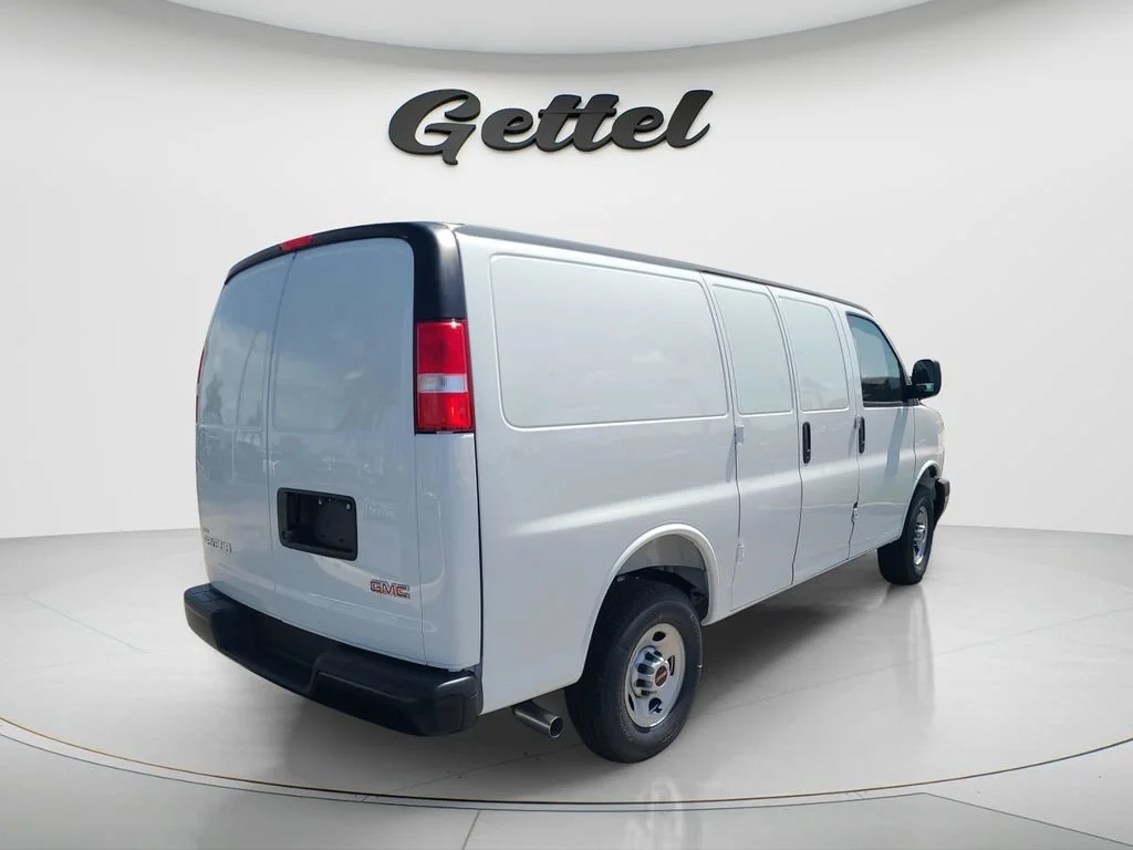 New 2026 Summit White GMC Work Van image 5
