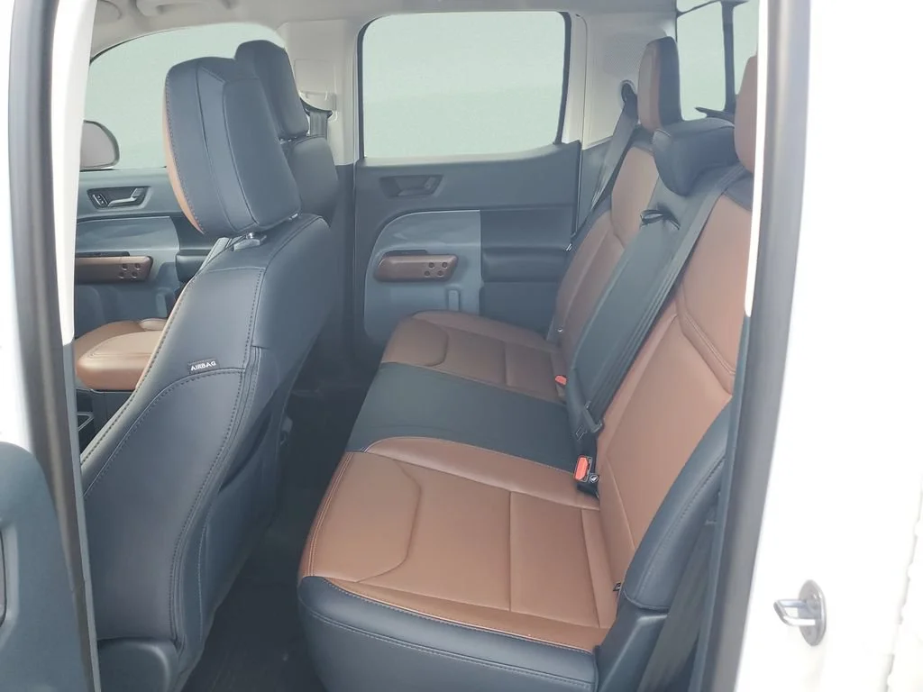 Used 2024 White Ford Lariat image 10