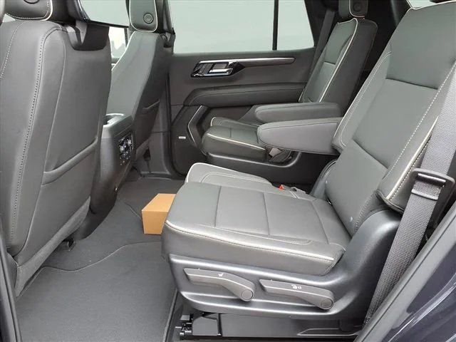 New 2026 Dark Ash Metallic Chevrolet Premier image 18