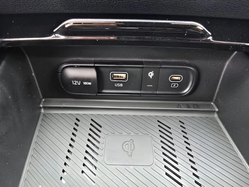 Used 2023 Fusion Black Kia X-Line image 14
