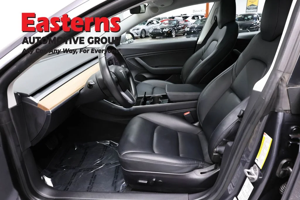 Used 2019 Gray Tesla Standard image 63