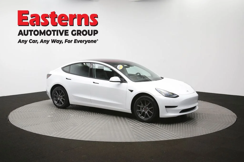 Used 2018 White Tesla Long Range image 43