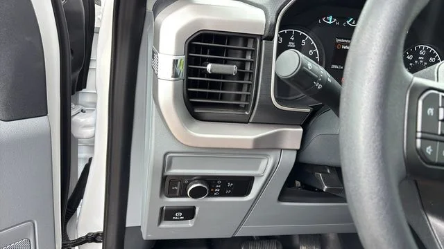 Used 2023 White Ford XL image 23