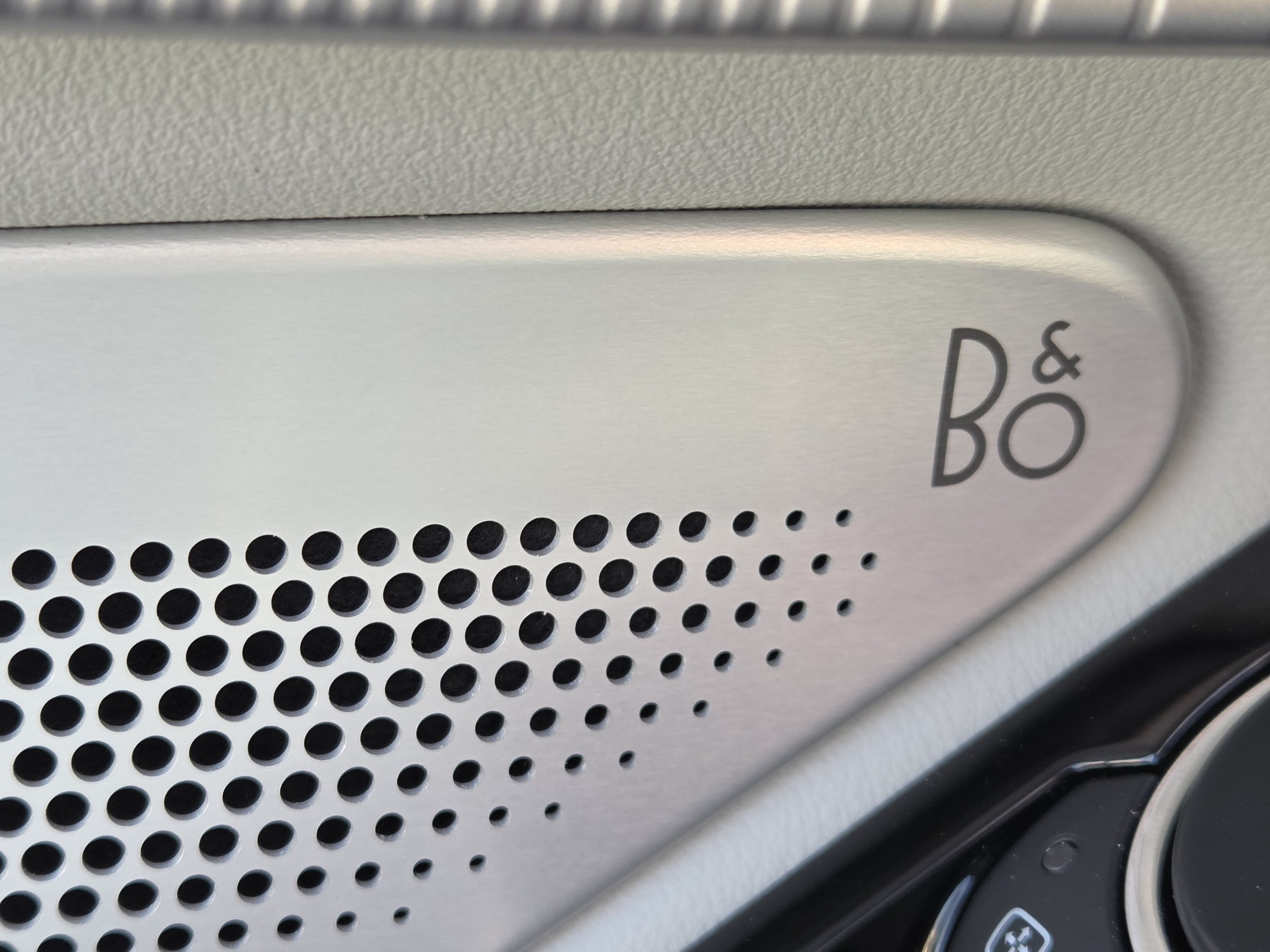 Used 2026 White Metallic Ford Platinum image 21