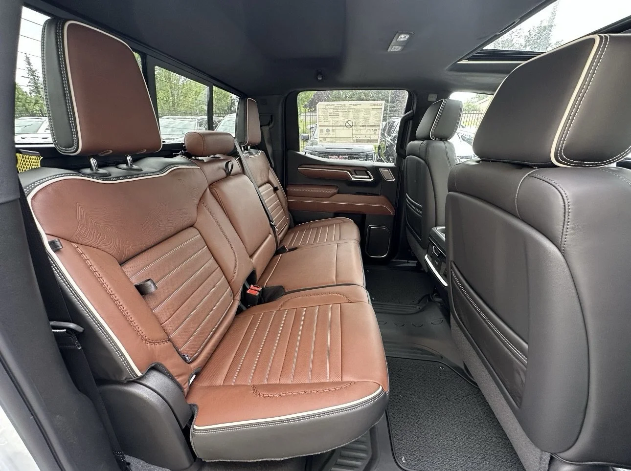 New 2026 Glacier White Tricoat GMC Denali Ultimate image 23