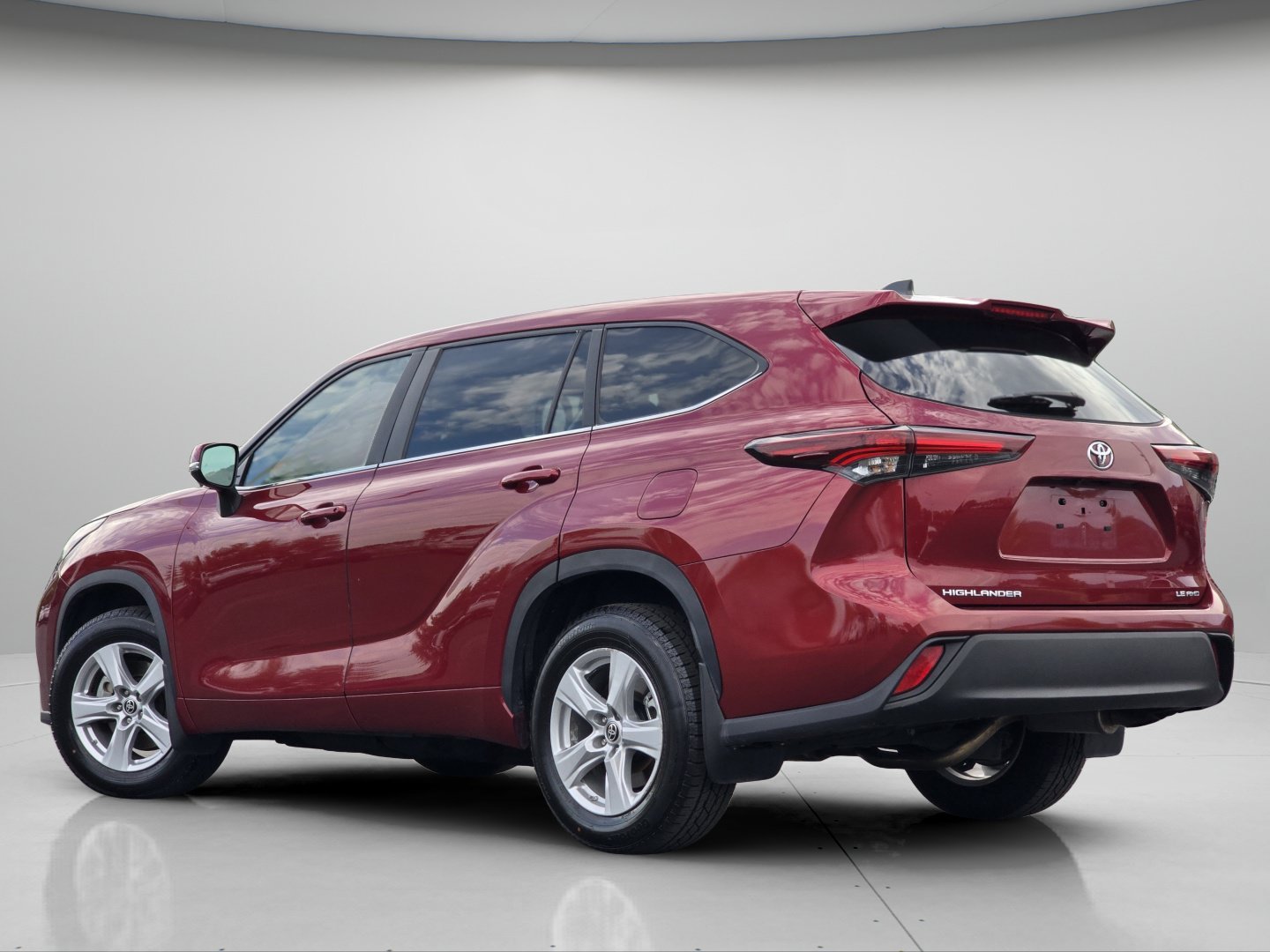 Used 2024 Ruby Flare Pearl Toyota LE image 19