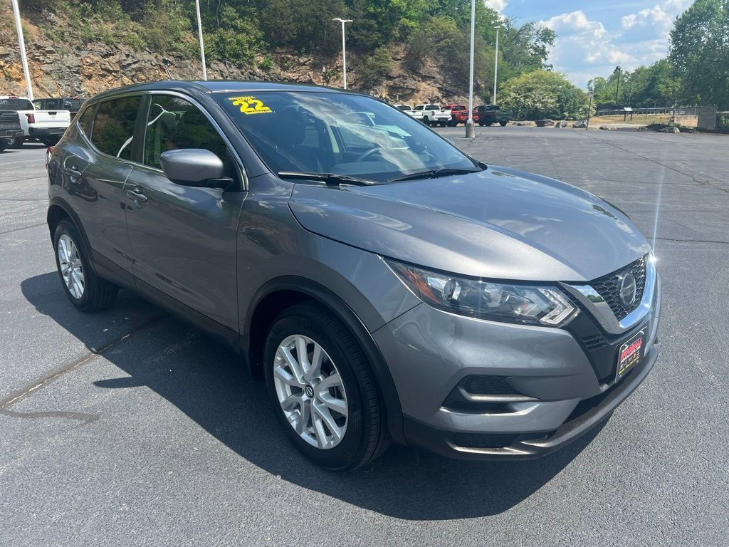 2022 Nissan Rogue Sport S