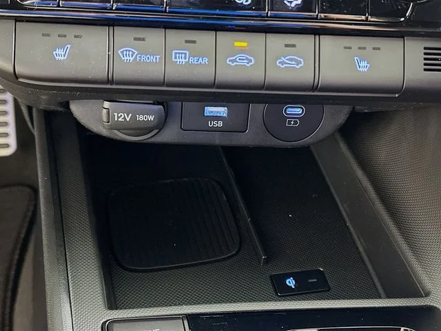 New 2026 Hyundai ELANTRA SEL Sport