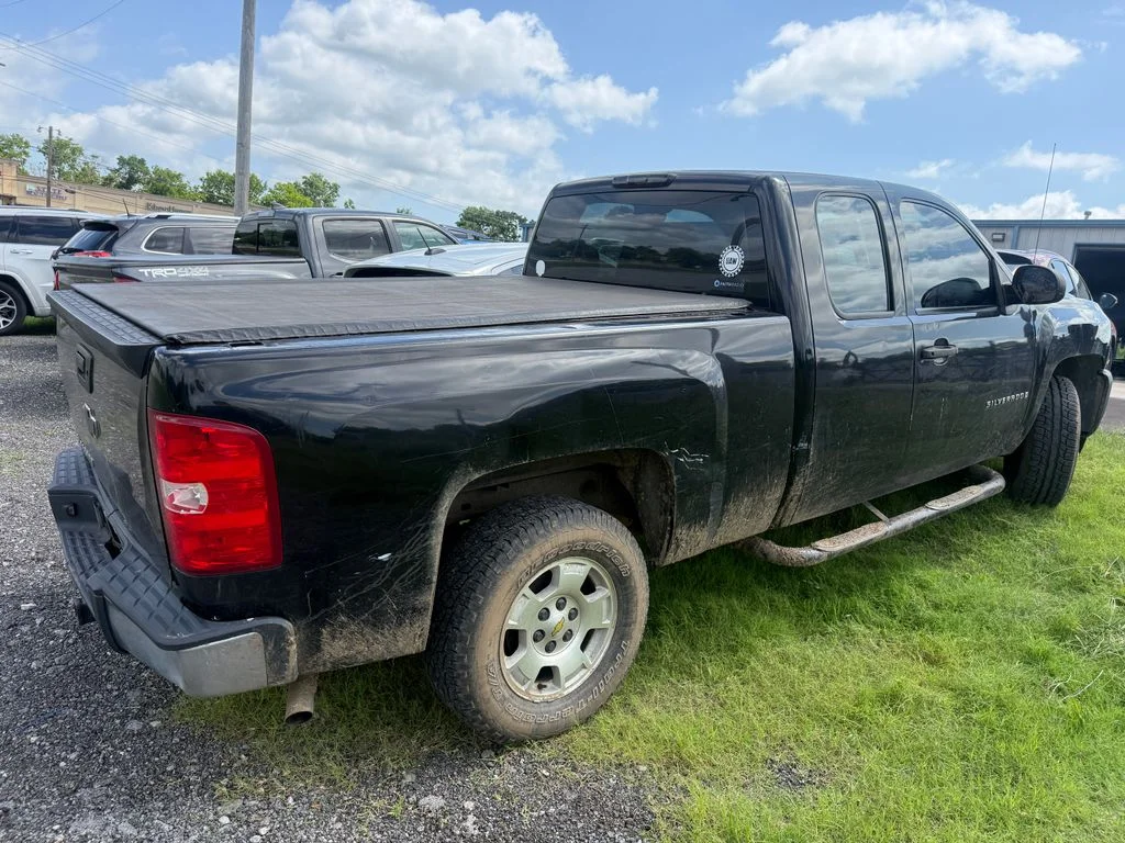 Used 2008 Black Chevrolet Work Truck image 7