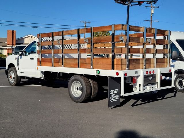 2025 Ford F-350 Super Duty Chassis Cab XL