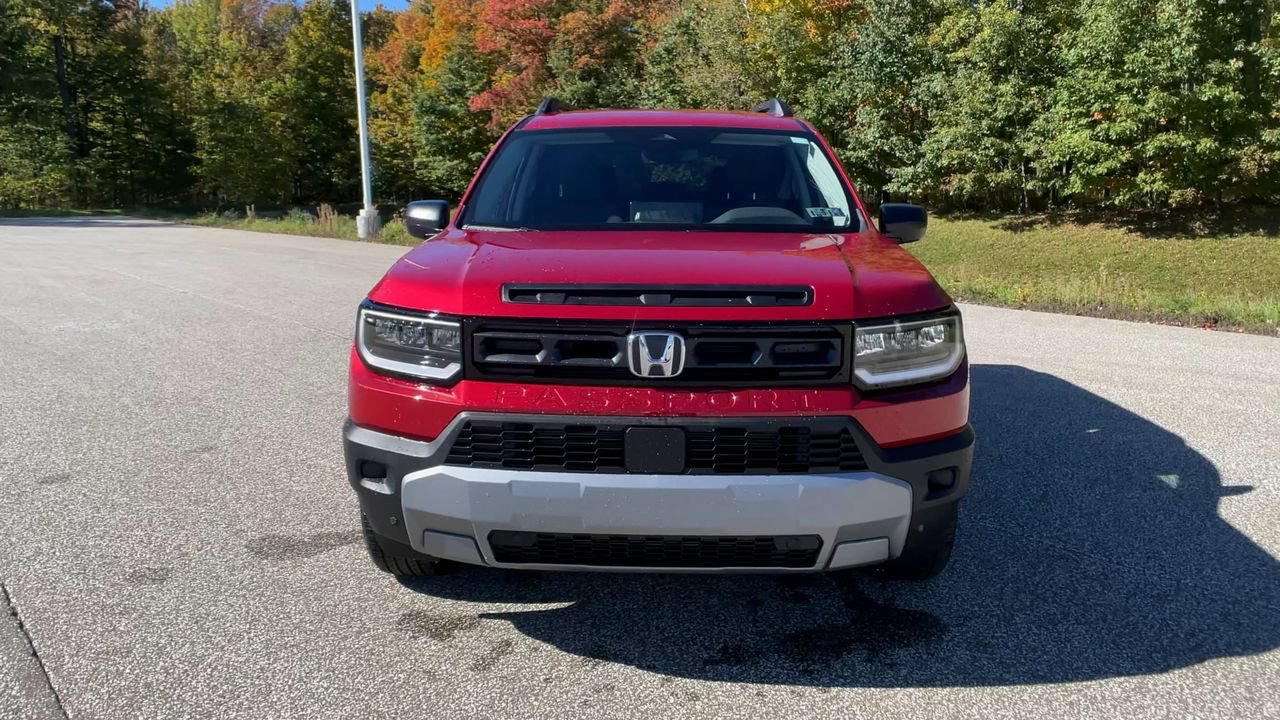 New 2026 Radiant Red Metallic II Honda RTL image 3