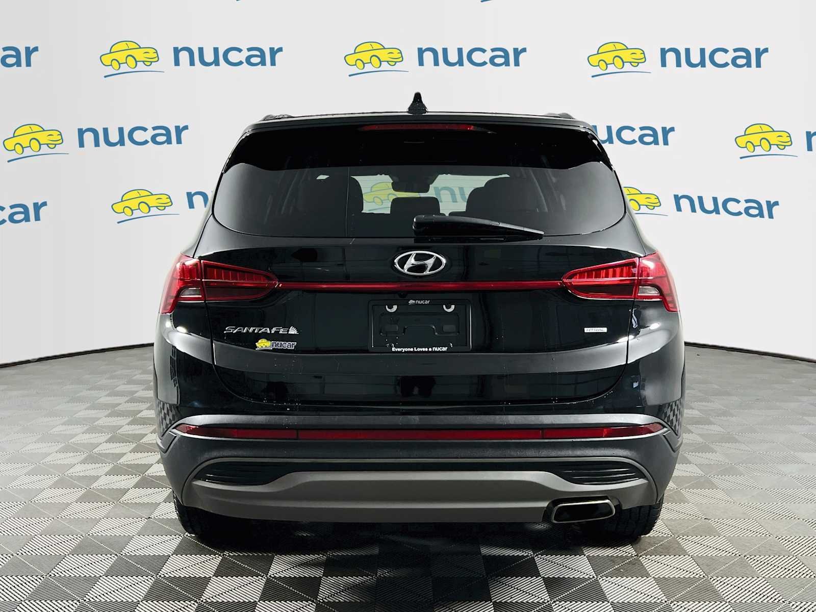 Used 2023 Twilight Black Hyundai SE image 6