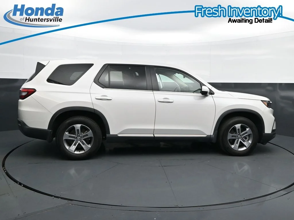 Used 2025 Platinum White Pearl Honda EX-L image 42