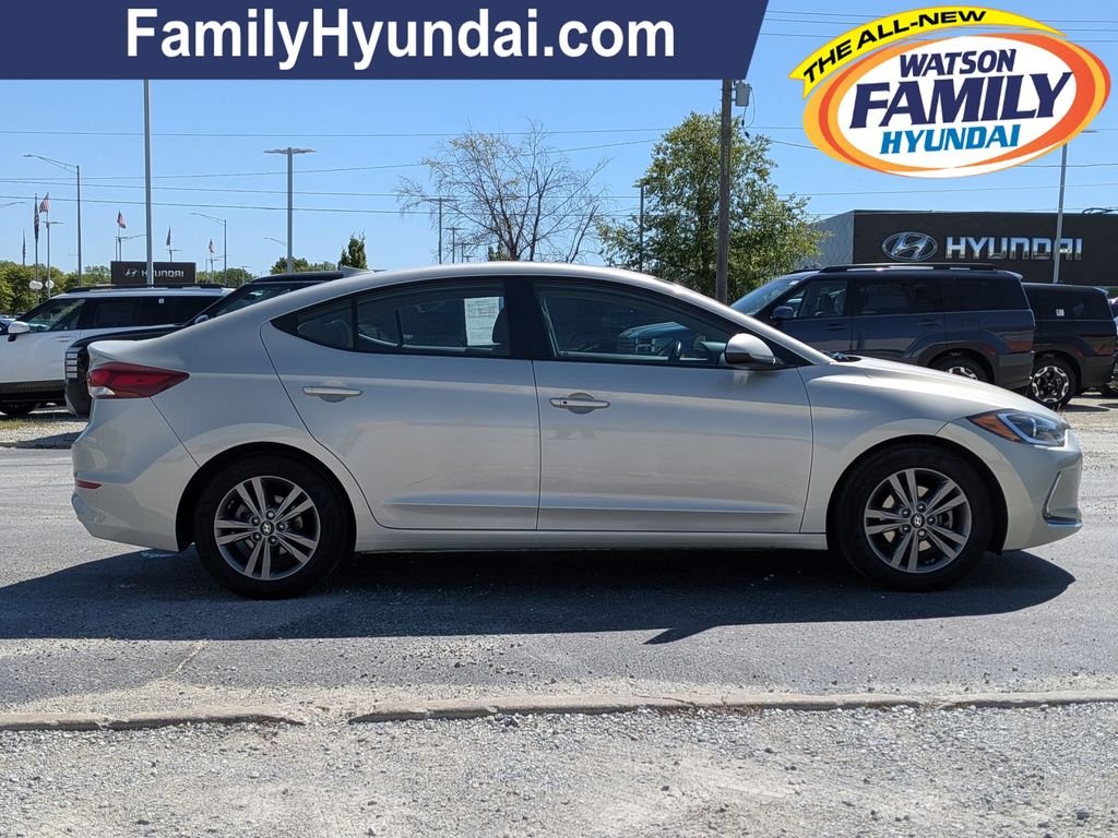 2018 Hyundai Elantra Value Edition - Photo 2