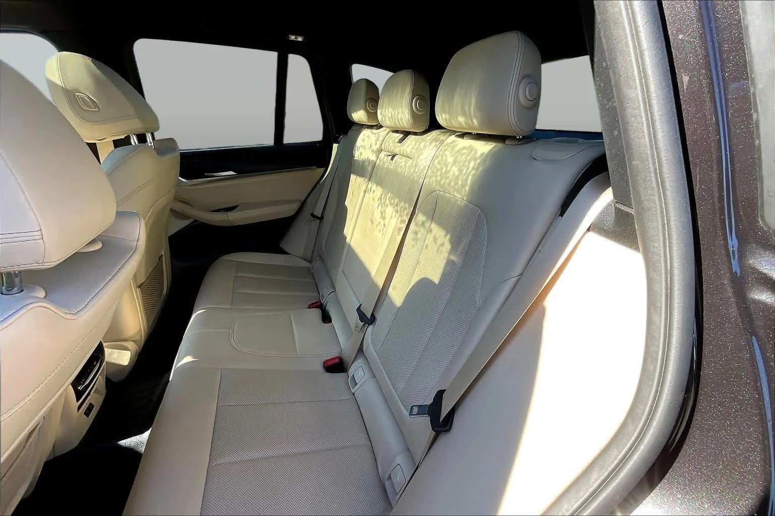 Used 2022 Brooklyn Grey Metallic BMW xDrive30i image 20