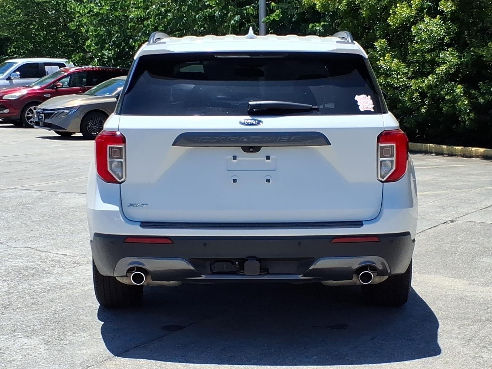 Used 2022 Star White Metallic Tri-Coat Ford XLT image 8