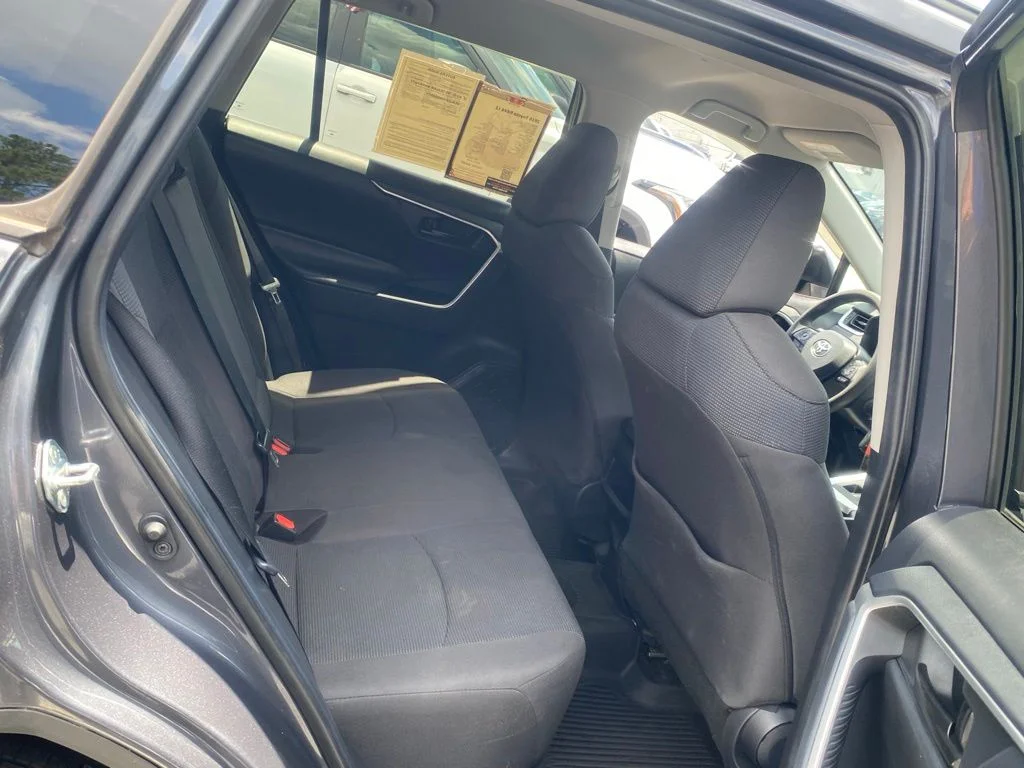 Used 2019 Gray Toyota LE image 17