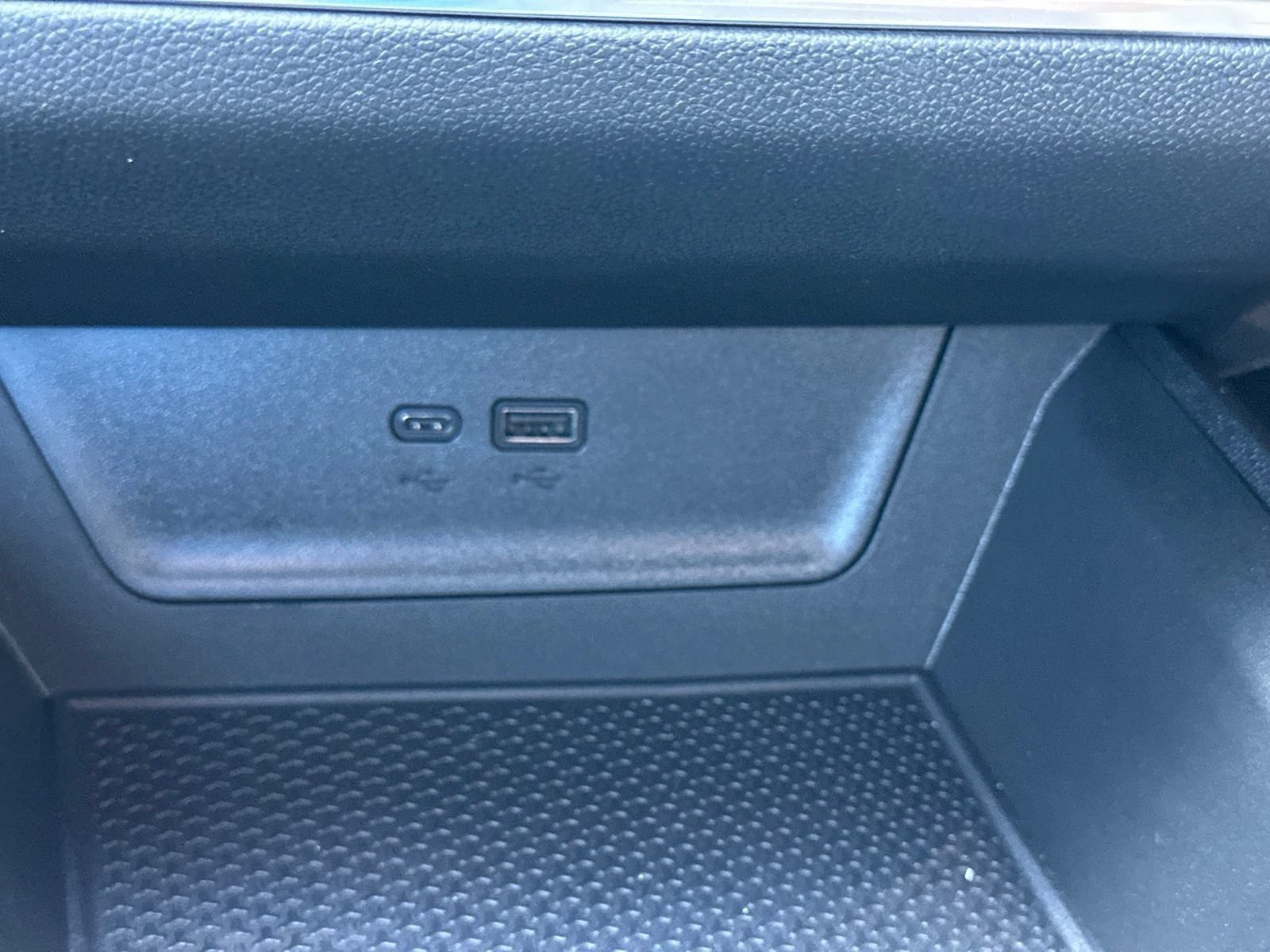 2026 Chevrolet Equinox LT - Photo 25