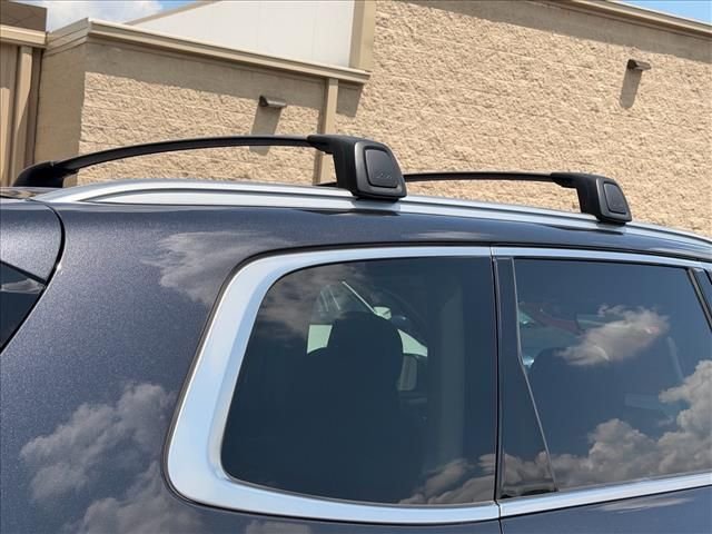 Used 2025 Gray Kia S image 9