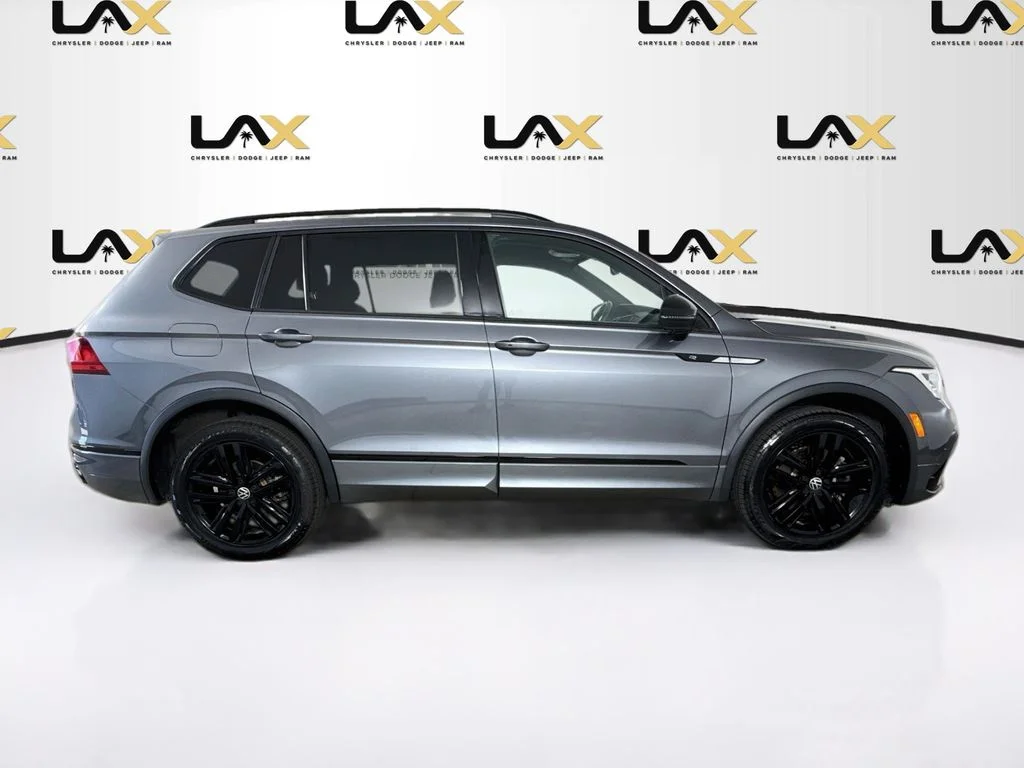 Used 2022 Gray Volkswagen 2.0T SE R-Line Black image 8