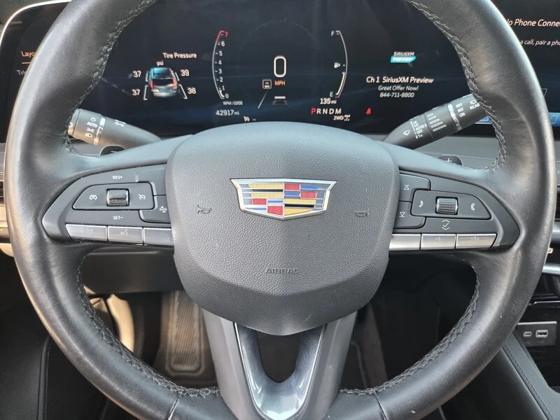 Used 2025 Silver Metallic CADILLAC PREMIUM LUXURY image 30