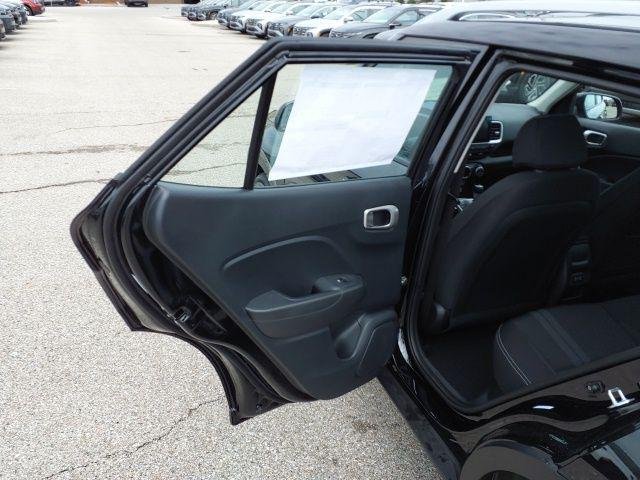 New 2026 Onyx Black Hyundai SEL image 29