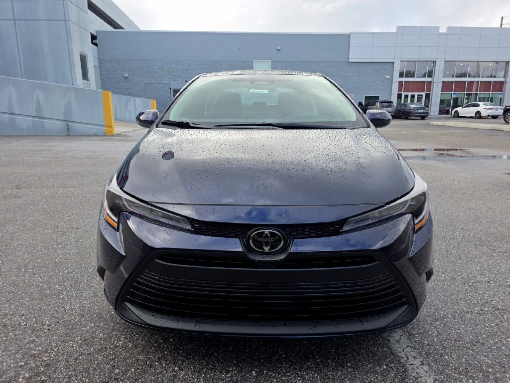 New 2027 Blueprint Toyota  LE image 2