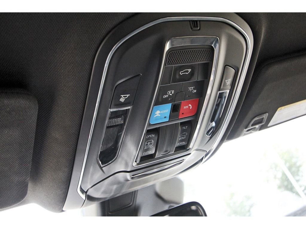Used 2024 Gray Jeep Altitude X image 21