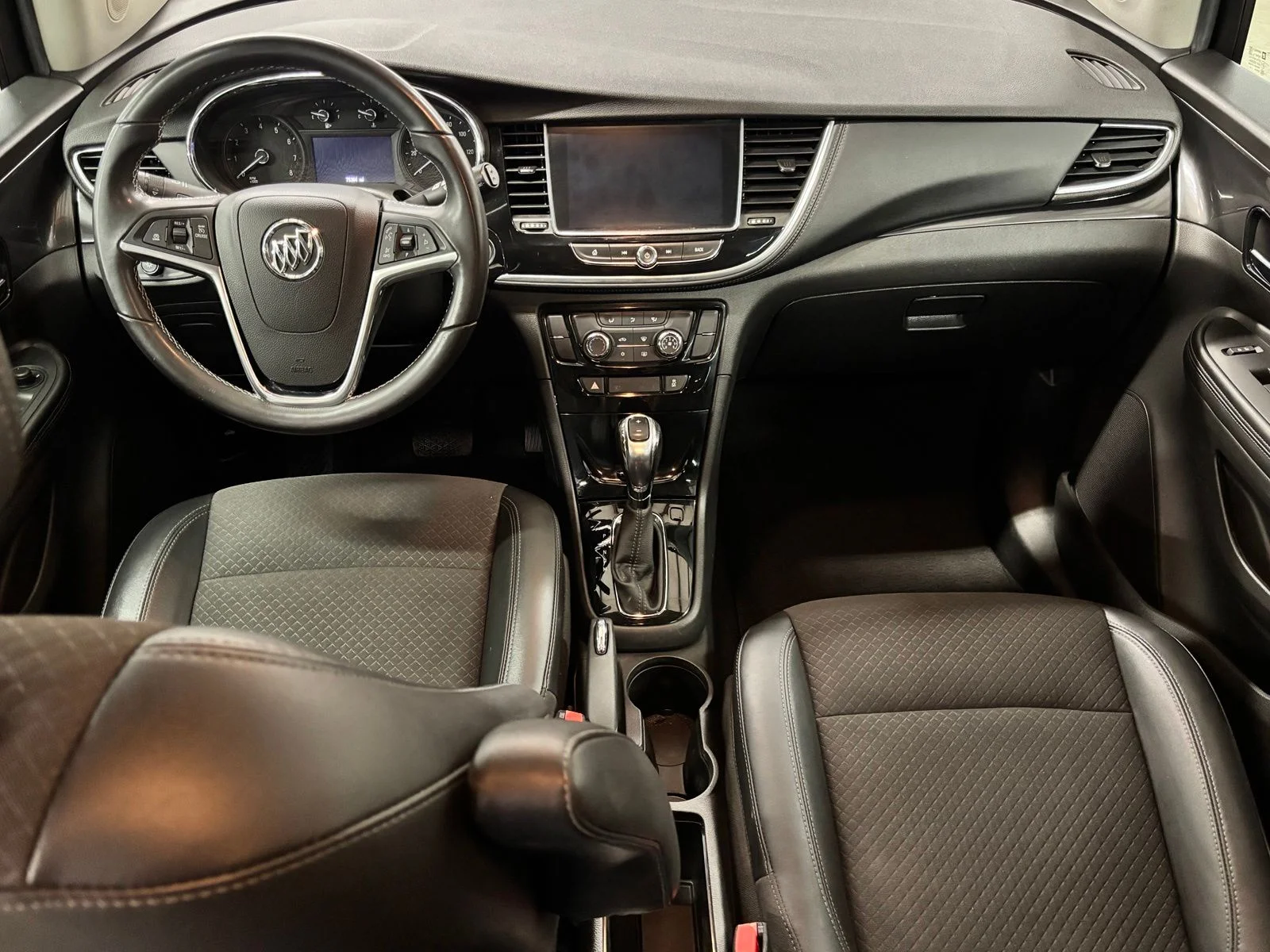 Used 2019 Red Buick Preferred image 11