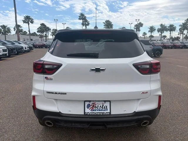 New 2026 Iridescent Pearl Tricoat Chevrolet RS image 5