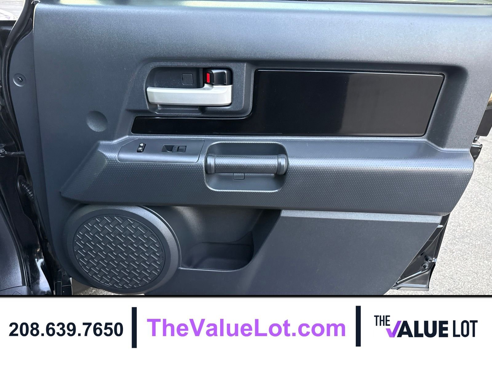 Used 2012 Black Toyota Base image 12