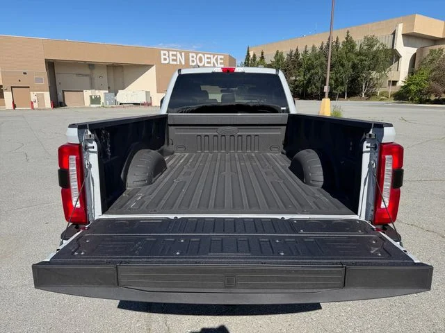 Certified Used 2025  Ford Lariat image 23