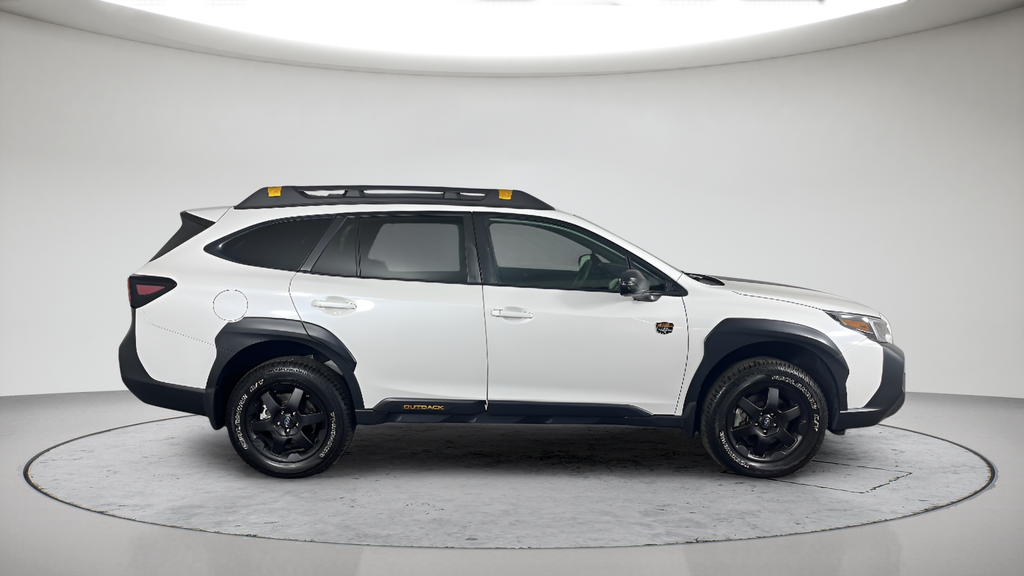 Used 2025 Crystal White Pearl Subaru Wilderness image 6