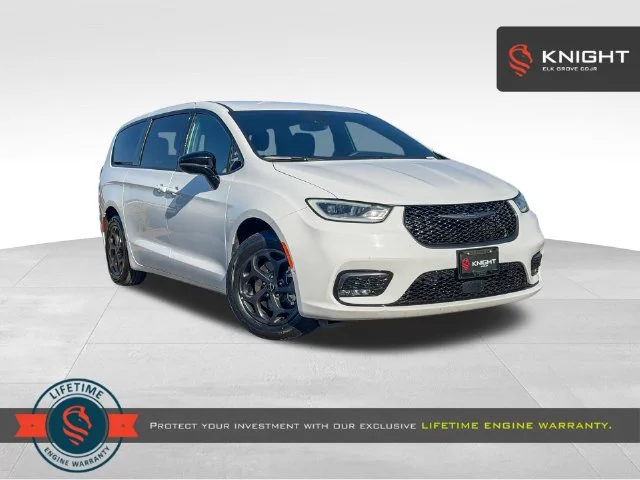 2024 Chrysler Pacifica PHEV