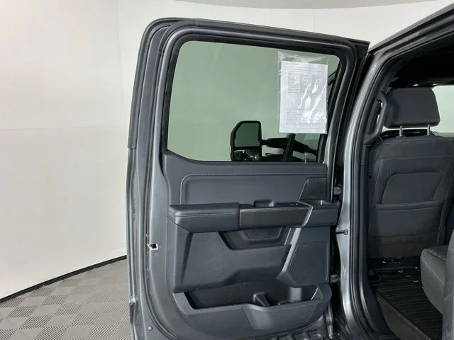 Used 2023 Gray Ford XLT image 29
