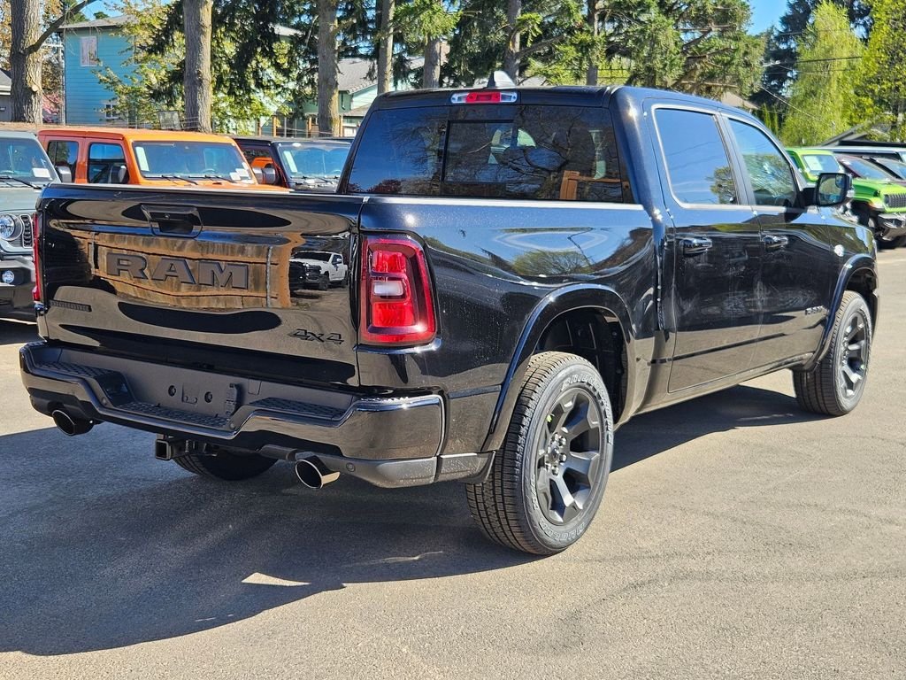 New 2026 Diamond Black Crystal Pearl-Coat Exterior Paint RAM Big Horn/Lone Star image 7