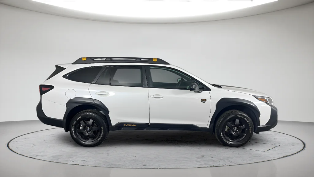 Used 2025 White Subaru Wilderness image 6