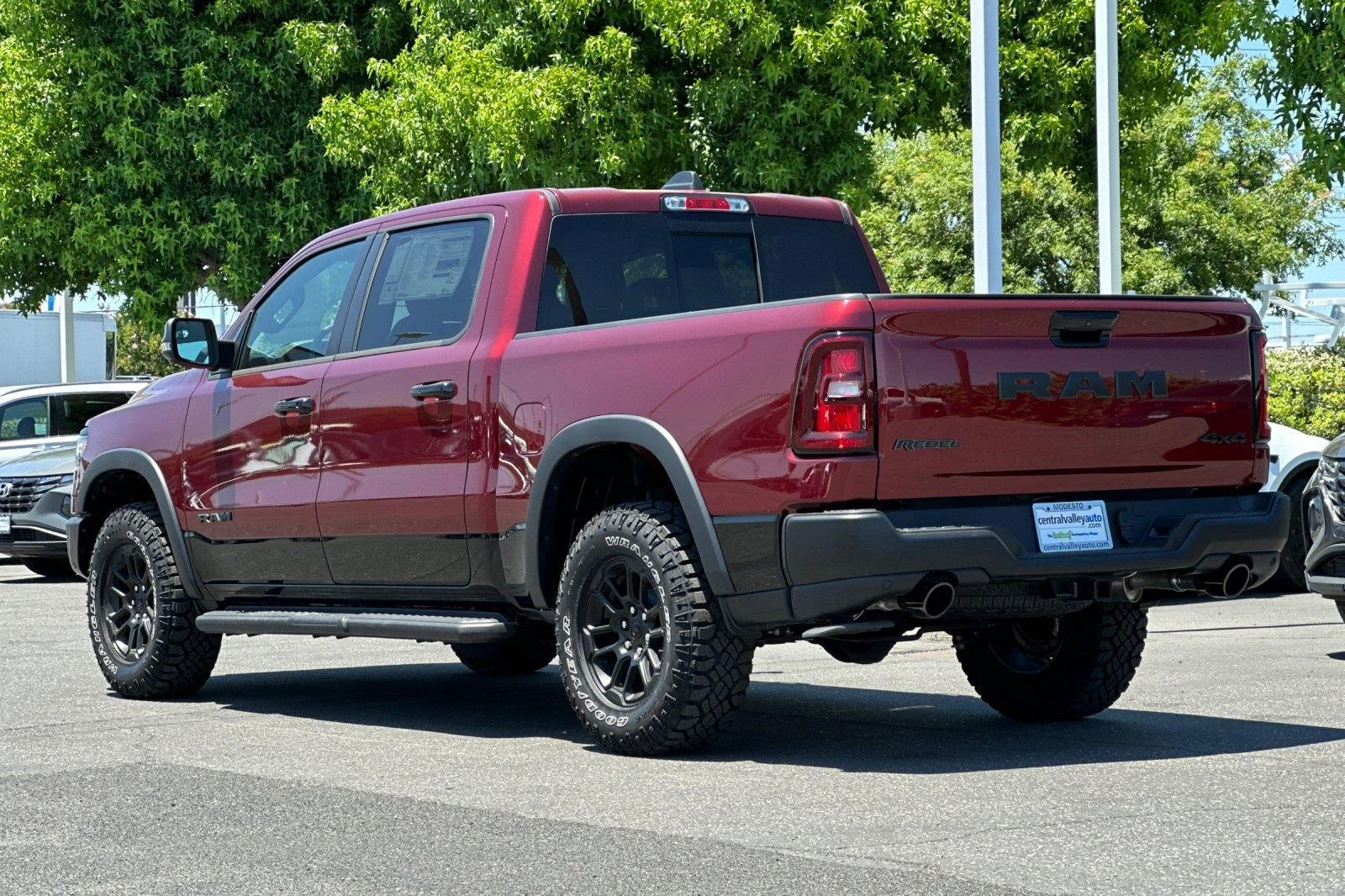 2026 RAM 1500 Rebel - Photo 6
