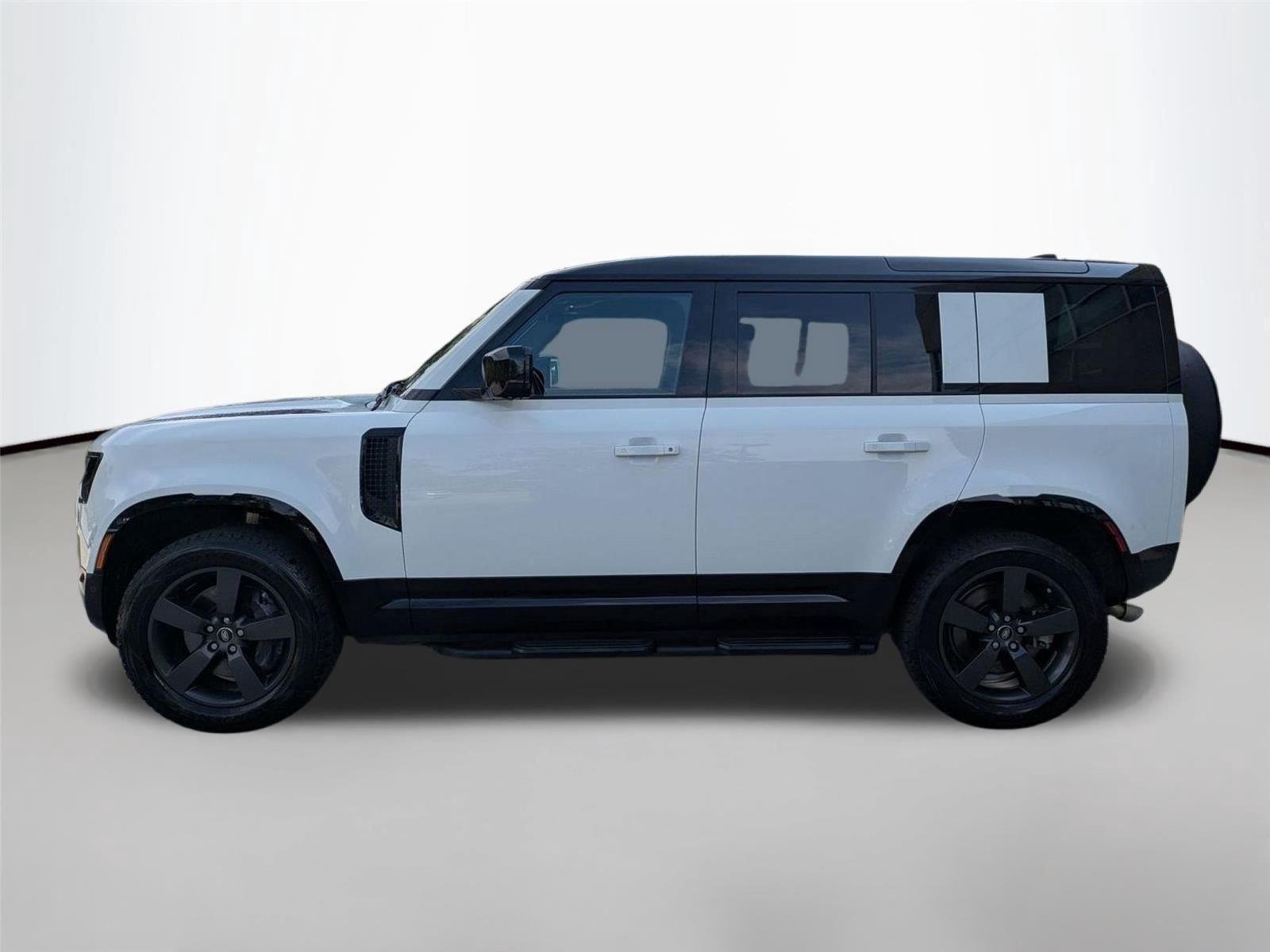Used 2025 Fuji White Land Rover X-Dynamic SE image 8
