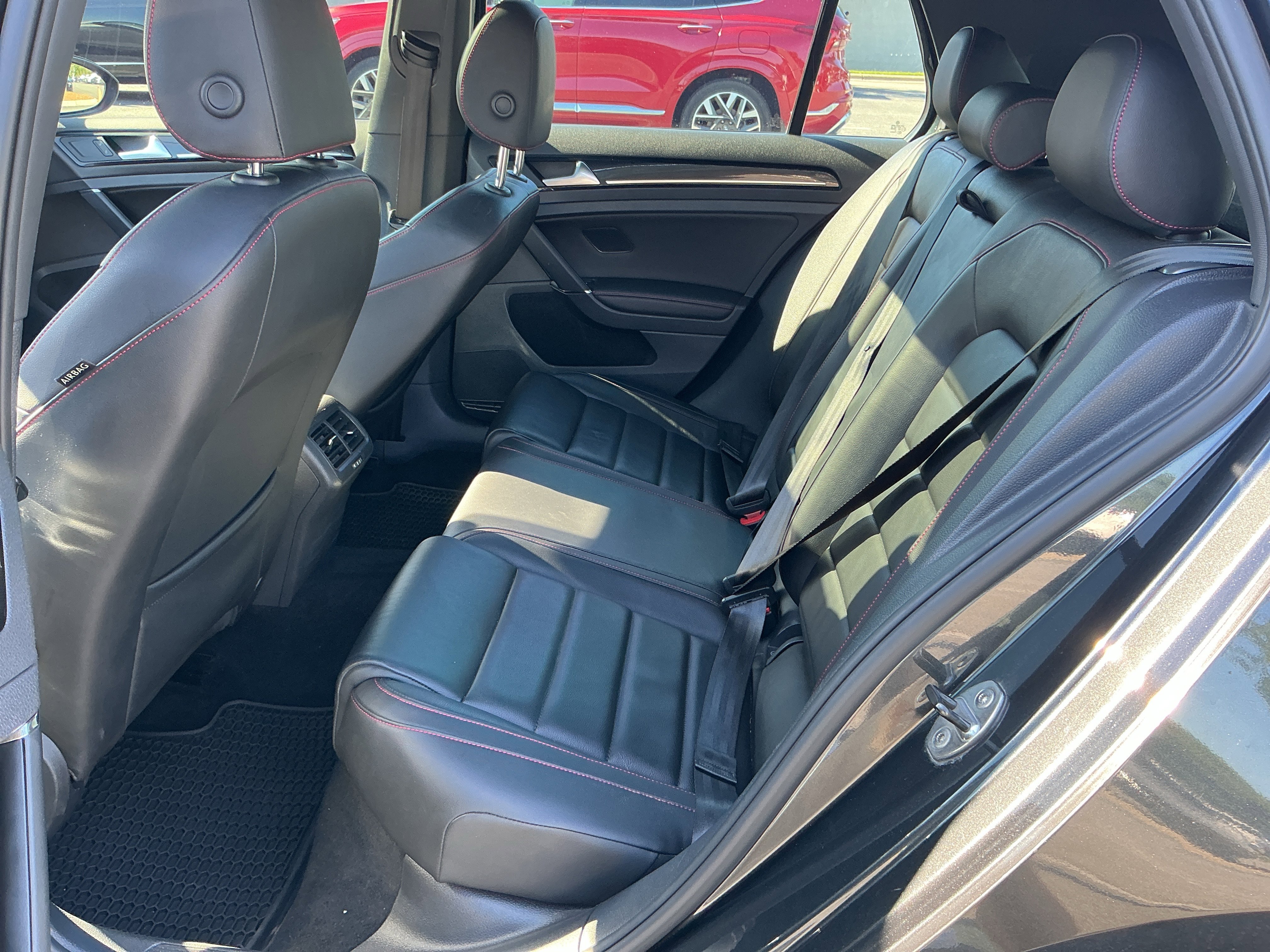 Used 2016 Steel Gray Metallic Volkswagen SE image 20