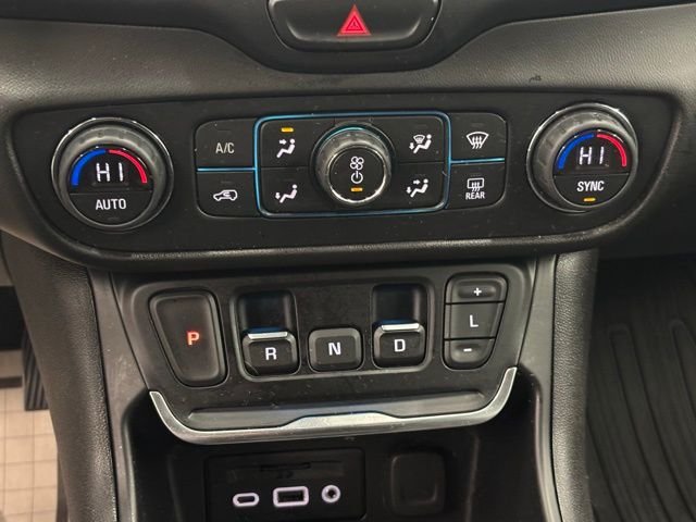 Used 2020 Black GMC SLT image 30